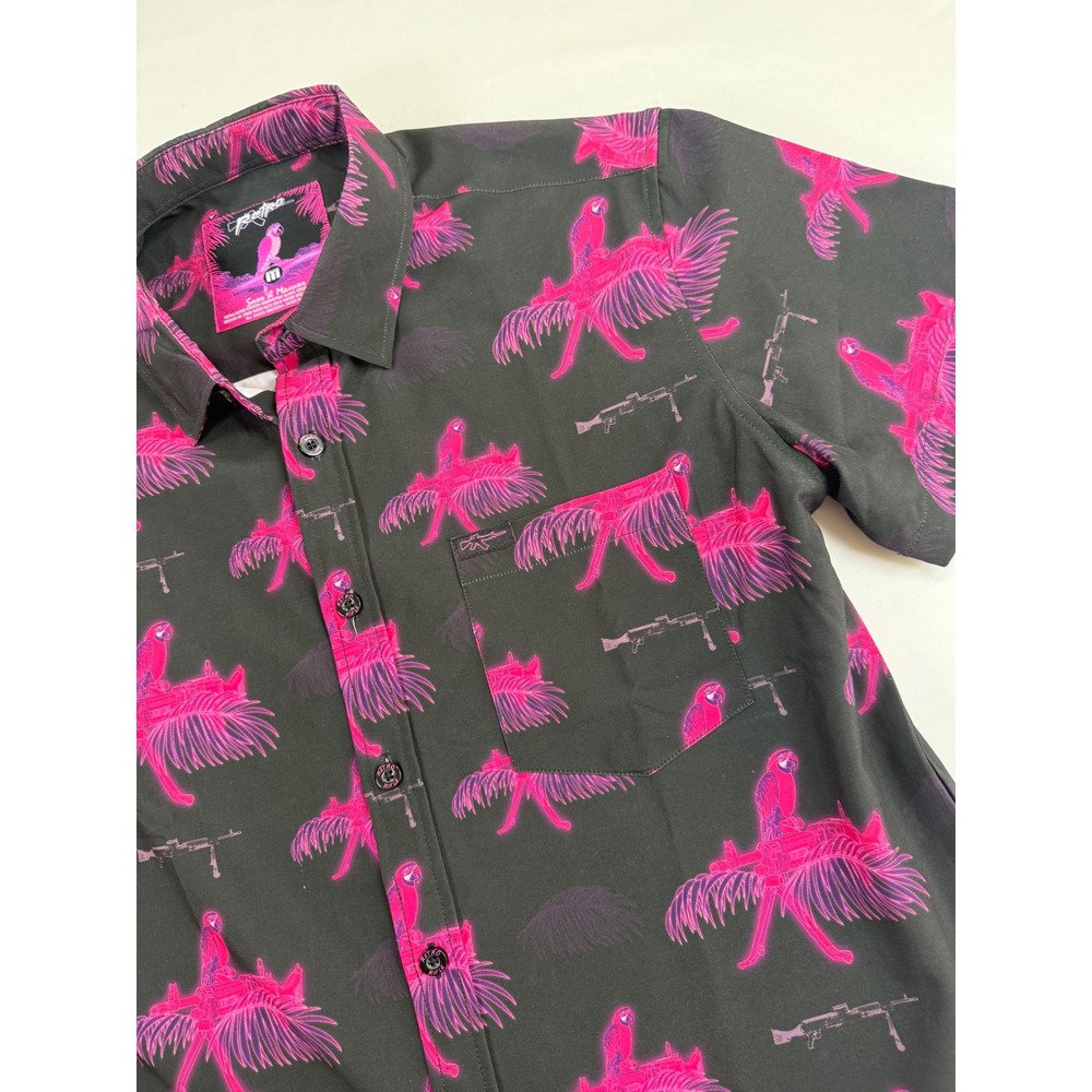 Retro Rifle Saws & Macaws Shirt Mens Medium Black Pink Tactical Parrot SAW Gun